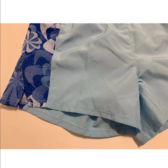 NWT NIKE Dry Running Dri Fit Girls Shorts Blue 🍁 - Picture 3 of 8